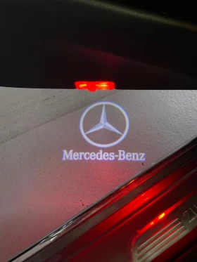 Mercedes-Benz E 220 AMG / 7G Tronic / LED / 1 СОБСТВЕНИК, снимка 8
