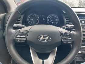 Hyundai Elantra Luxury, снимка 8