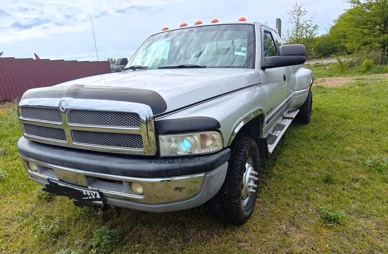 Dodge RAM 3500 Бартер, снимка 1 - Автомобили и джипове - 46781778