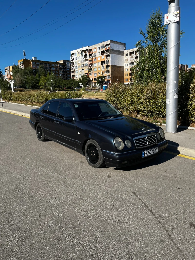 Mercedes-Benz E 250, снимка 8 - Автомобили и джипове - 47352761