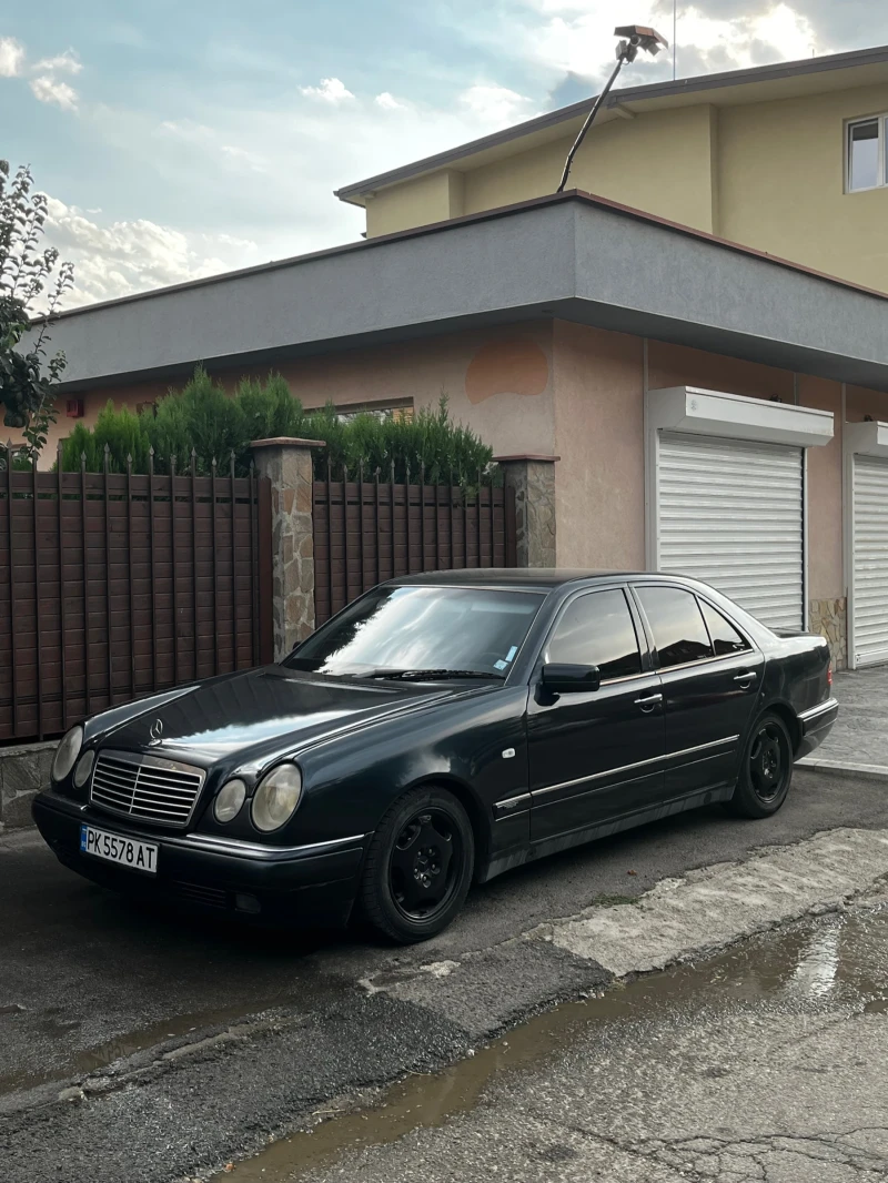 Mercedes-Benz E 250, снимка 5 - Автомобили и джипове - 47352761