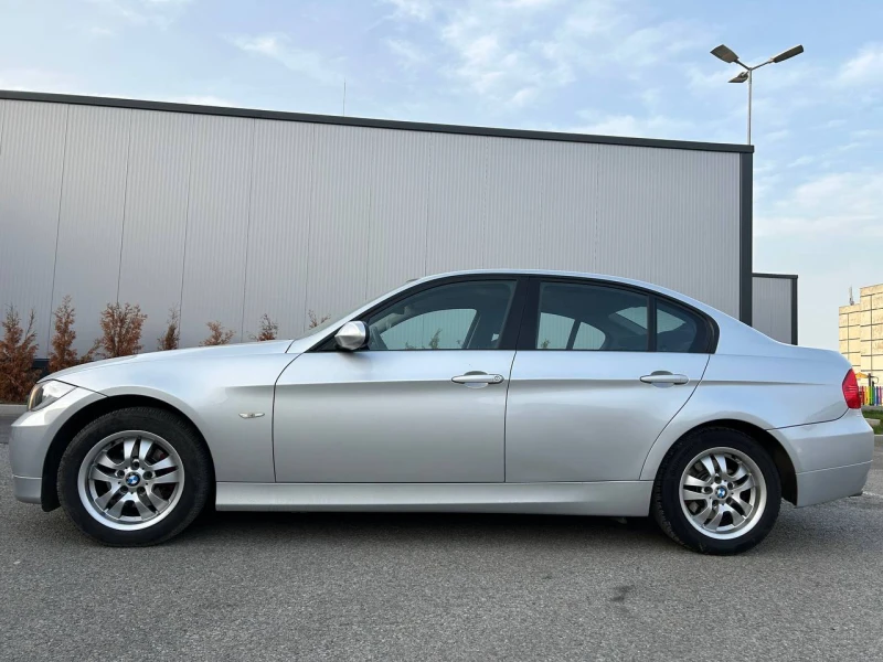 BMW 318, снимка 2 - Автомобили и джипове - 47876332