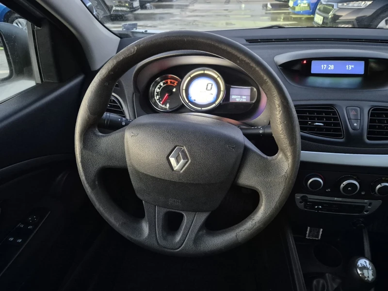 Renault Megane 1, 5 DCI-M/T-90кс, снимка 14 - Автомобили и джипове - 48707397