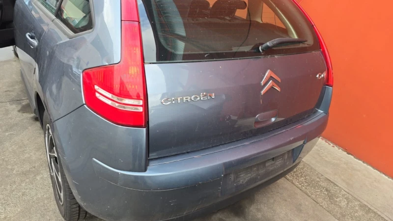 Citroen C4 1.6 90ks, снимка 2 - Автомобили и джипове - 50983969