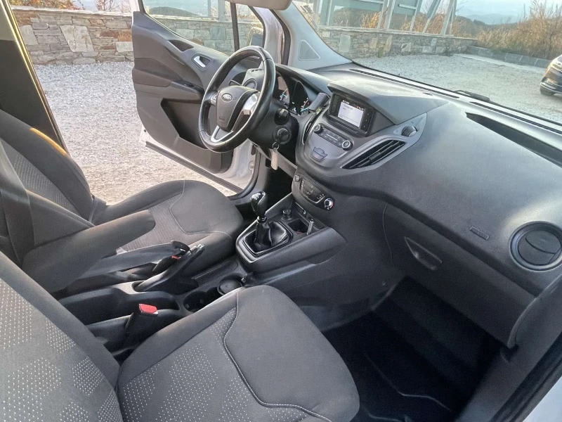 Ford Connect 1.5 tdci, снимка 15 - Автомобили и джипове - 52337987