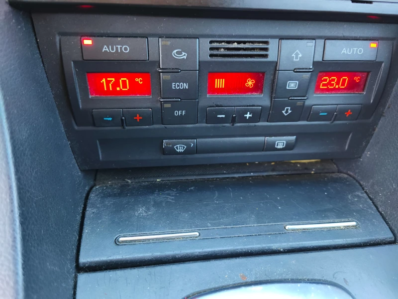 Audi A4, снимка 10 - Автомобили и джипове - 52543508