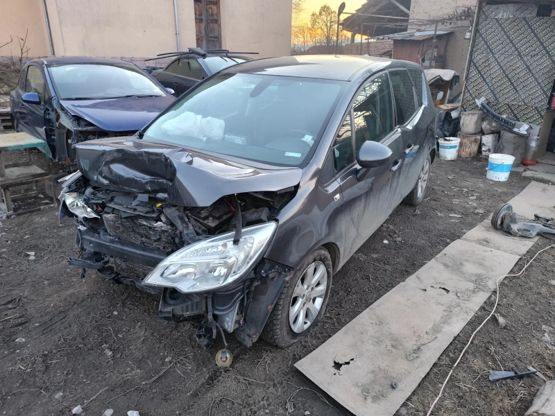 Opel Meriva B 1.7 128 , снимка 2 - Автомобили и джипове - 52643739