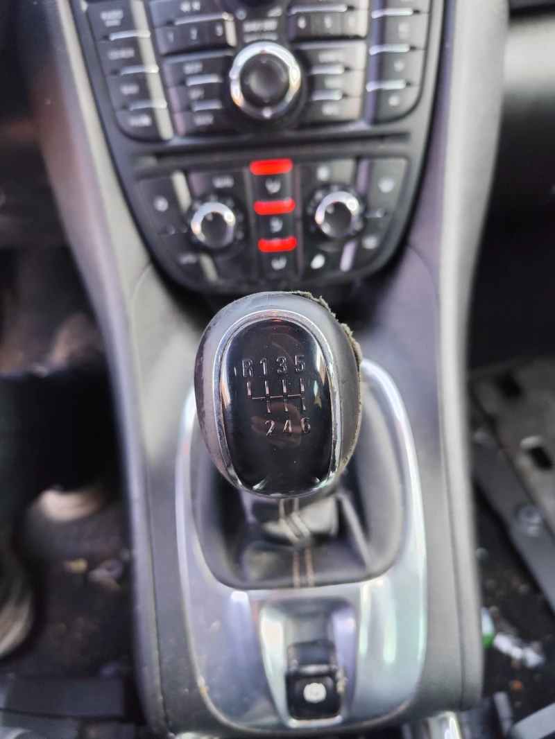 Opel Meriva B 1.7 128 , снимка 6 - Автомобили и джипове - 52643739