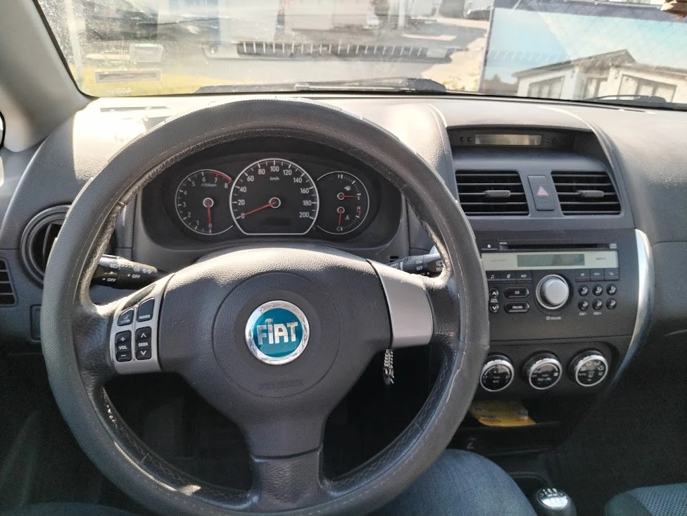 Suzuki SX4 1, 6 АГУ .4х4  - изображение 8