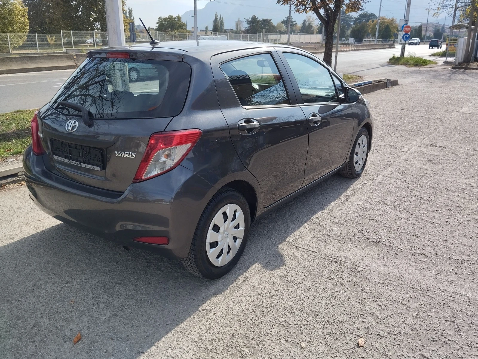 Toyota Yaris 1.0VVTi Euro 5 - изображение 7