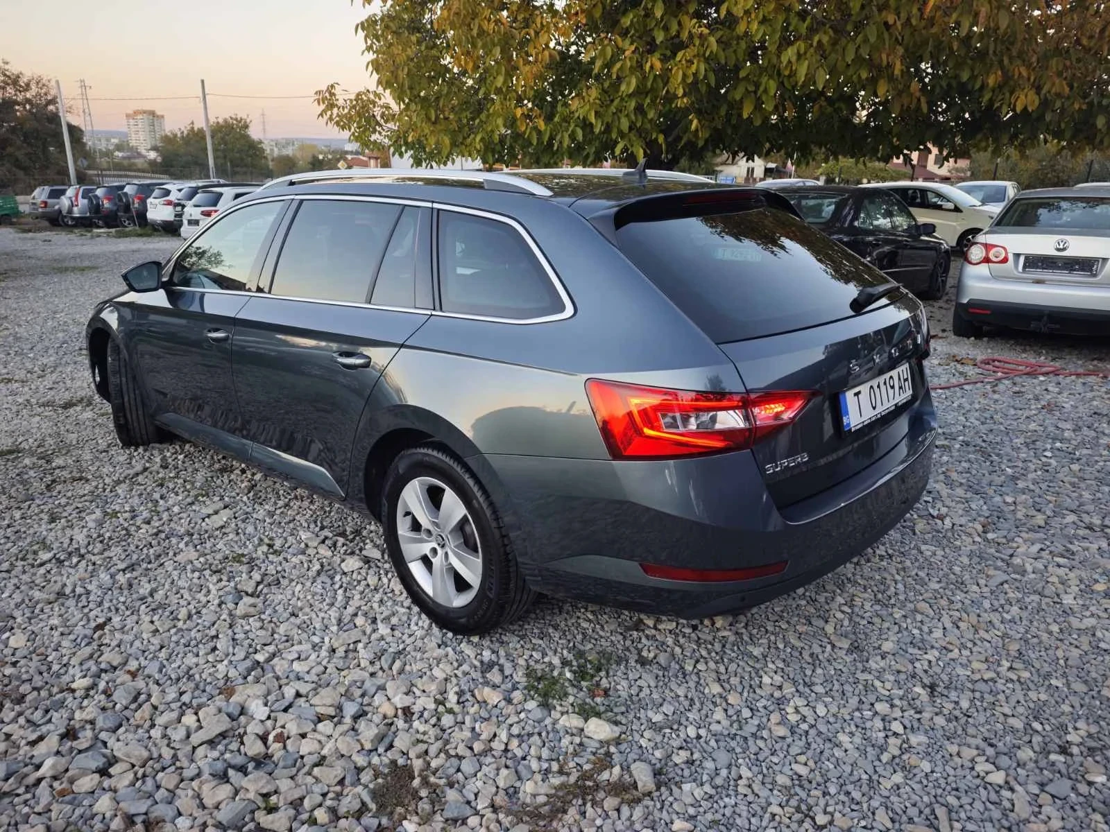 Skoda Superb 2.0TDI/150KC - изображение 2