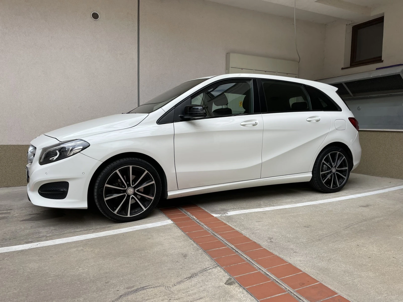 Mercedes-Benz B 200 | Mobile.bg — изображение 1