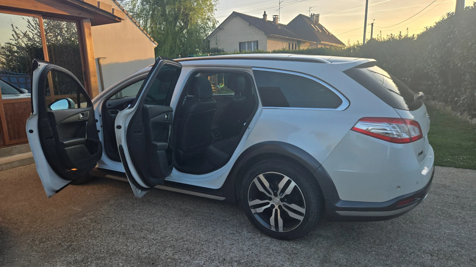 Peugeot 508 RXH  - изображение 2