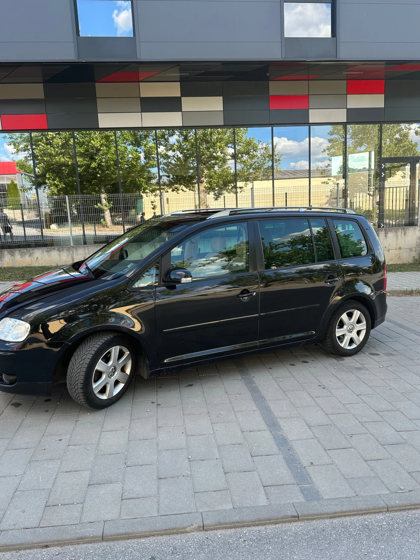 VW Touran  - изображение 2