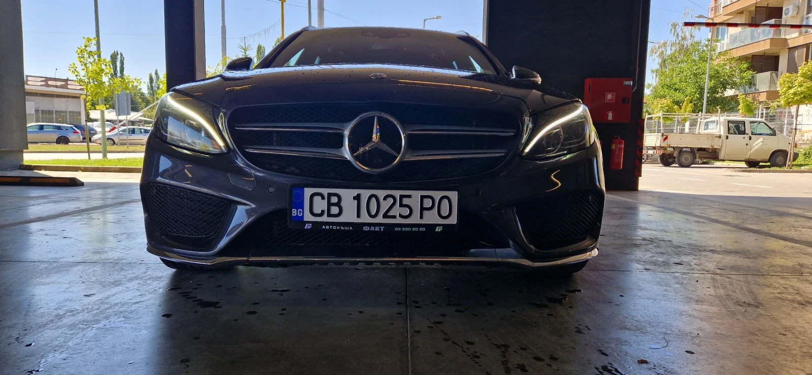Mercedes-Benz C 400 AMG - изображение 2
