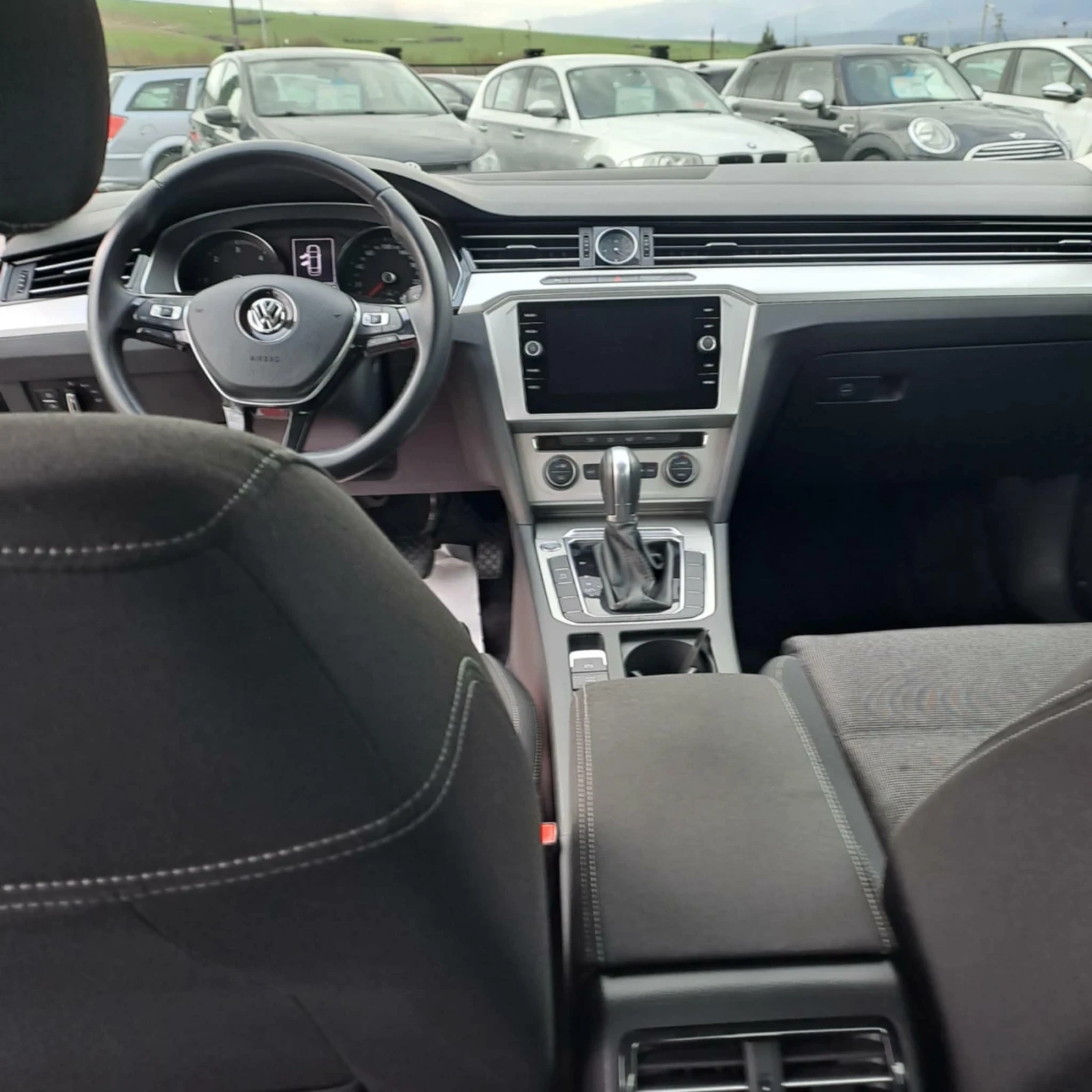 VW Passat 2.0 TDI DSG , снимка 13 - Автомобили и джипове - 53760714