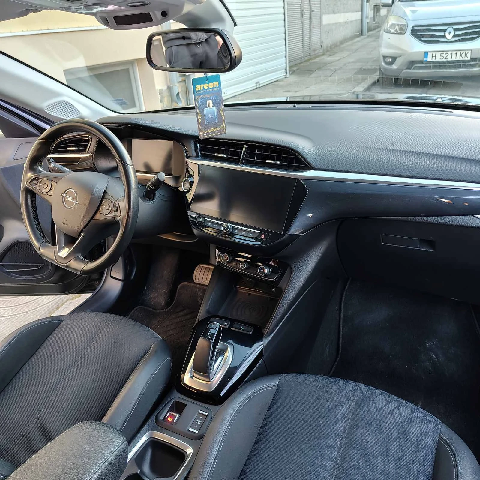 Opel Corsa Edition, снимка 8 - Автомобили и джипове - 53863330