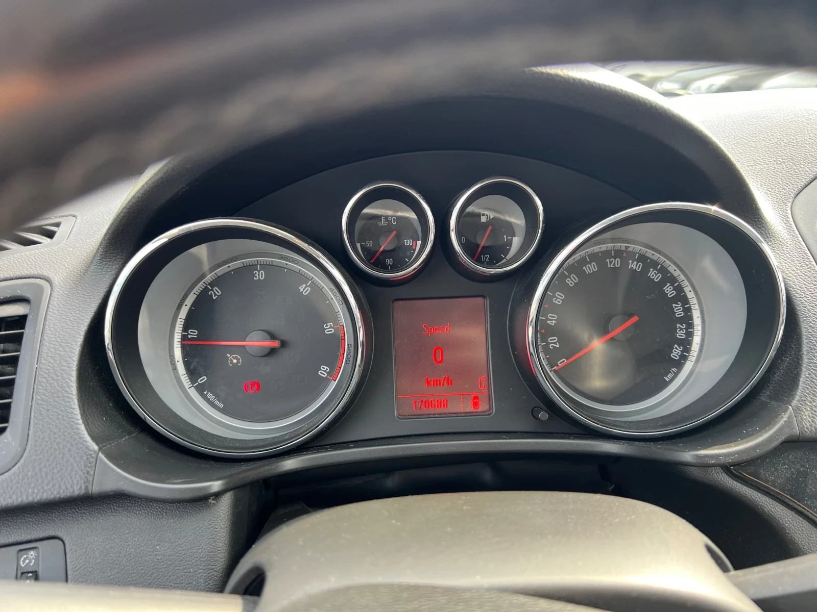 Opel Insignia, снимка 11 - Автомобили и джипове - 53877698