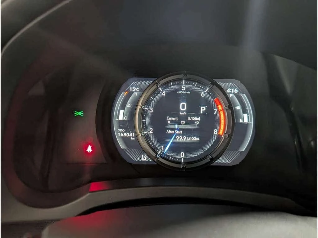 Lexus IS * F SPORT APPLE CAR PLAY ALL WHEEL DRIVE COOLED SE, снимка 10 - Автомобили и джипове - 53937661