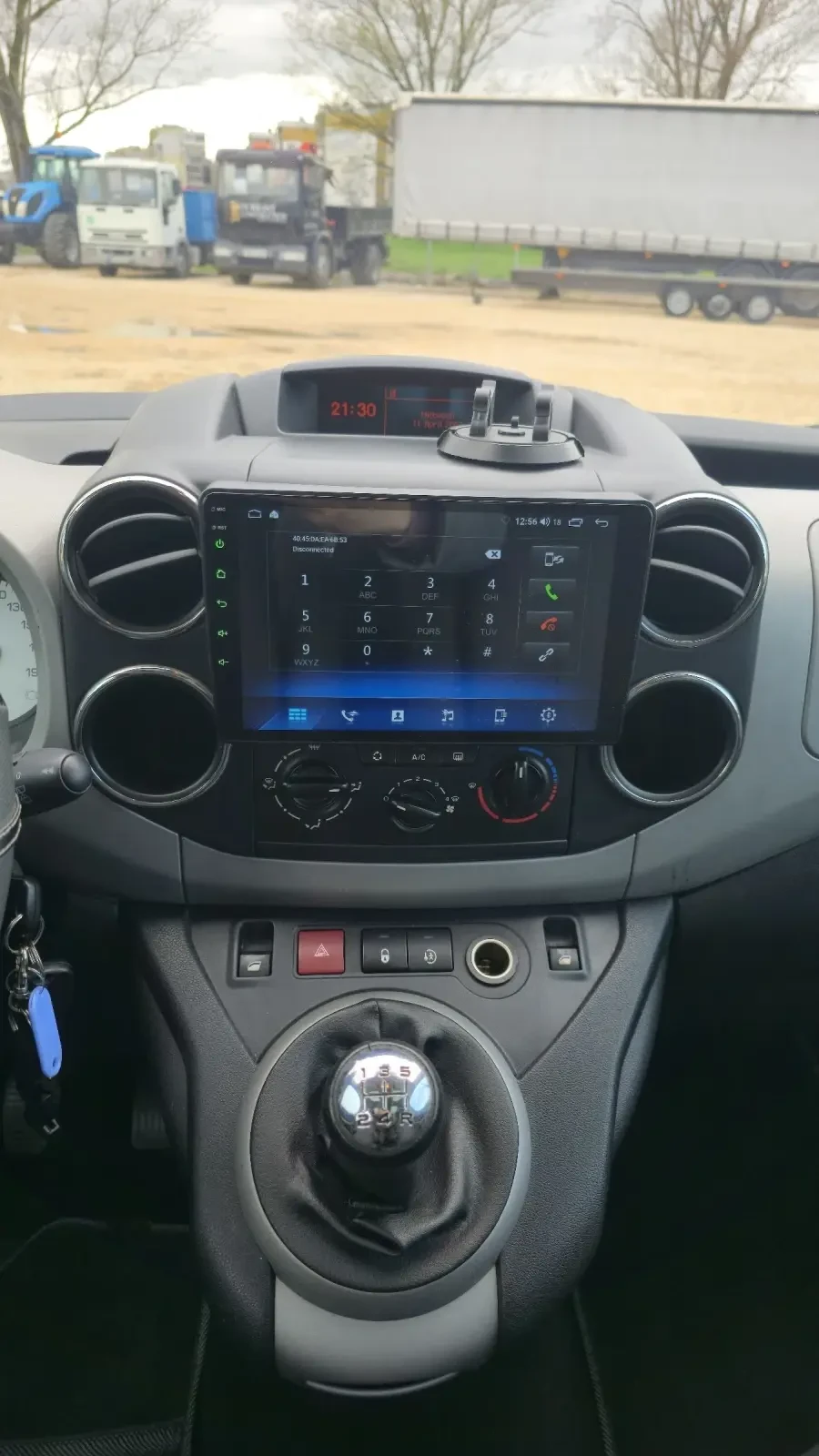 Peugeot Partner 1.6 HDI Пътнически, снимка 9 - Автомобили и джипове - 54007462