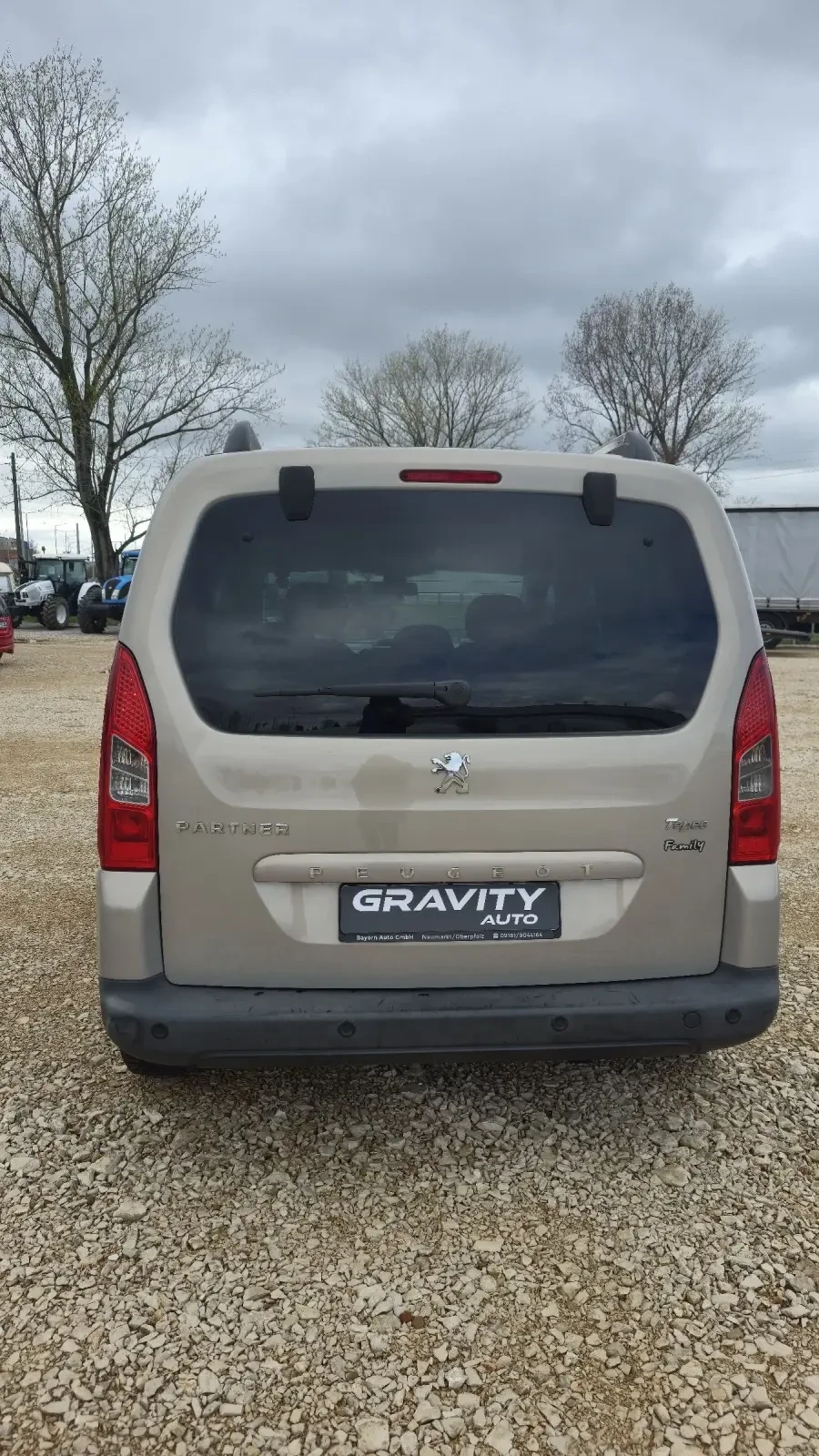 Peugeot Partner 1.6 HDI Пътнически, снимка 3 - Автомобили и джипове - 54007462