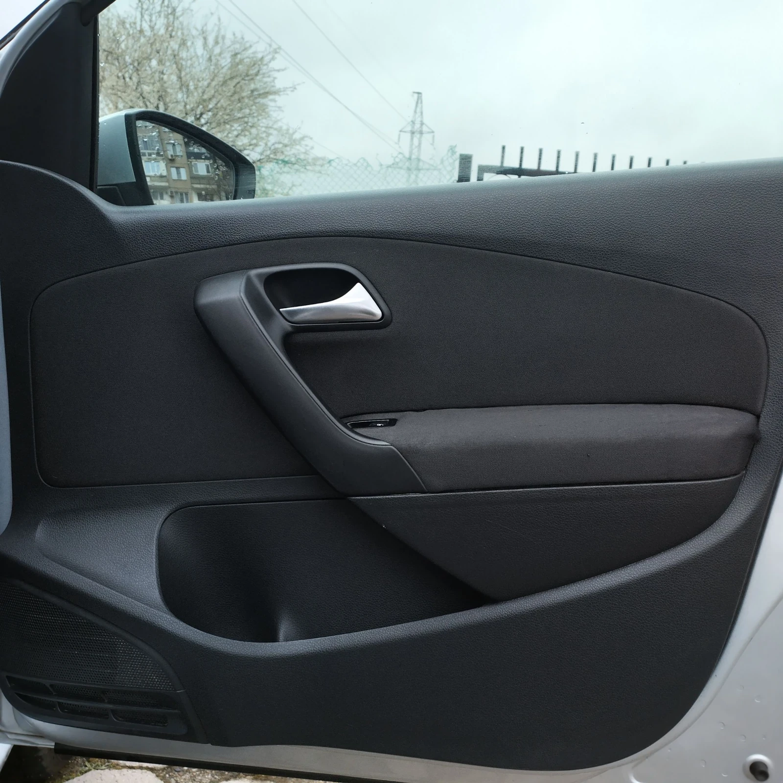 VW Polo 1.2, снимка 10 - Автомобили и джипове - 54098268