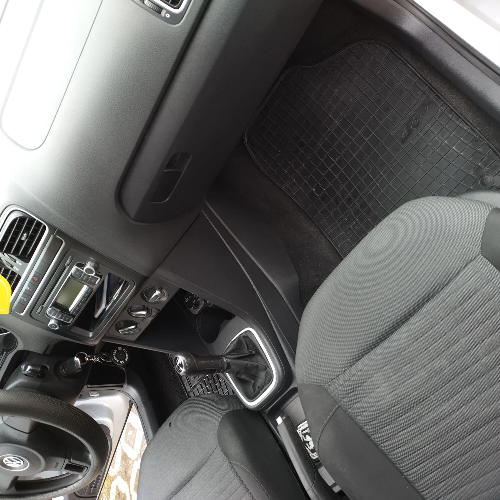 VW Polo 1.2, снимка 9 - Автомобили и джипове - 54098268