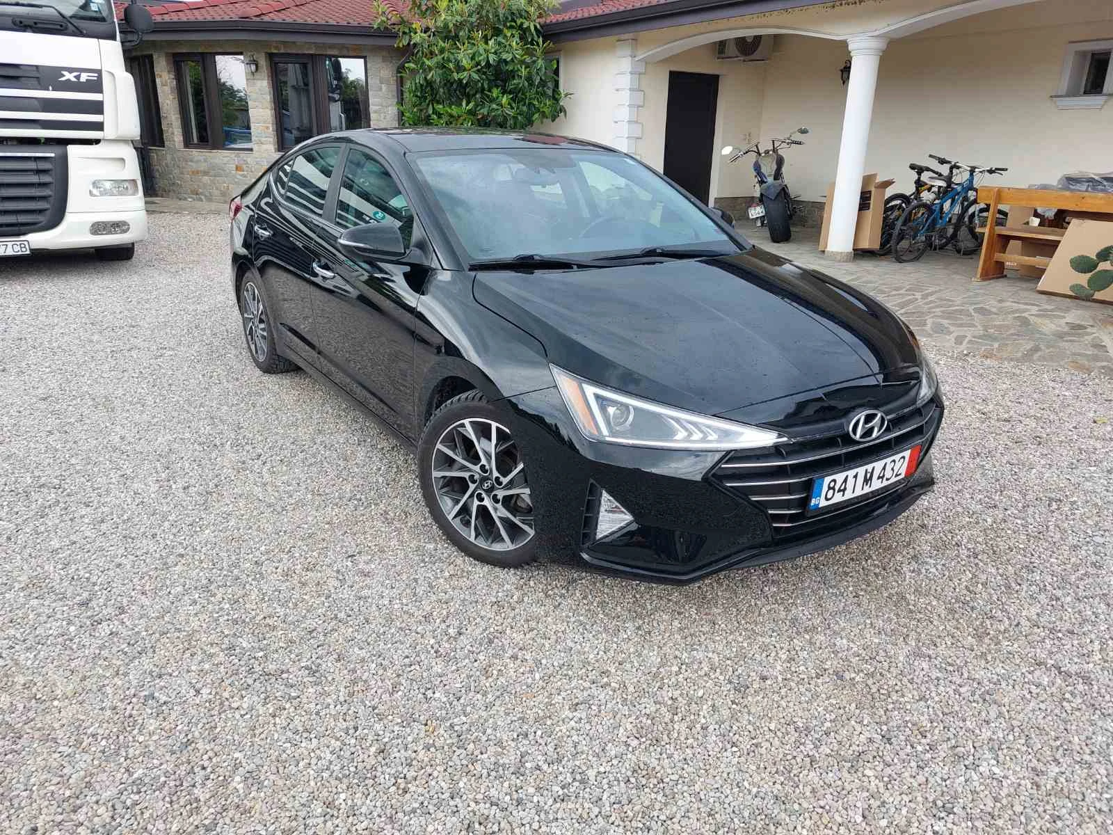 Hyundai Elantra Luxury