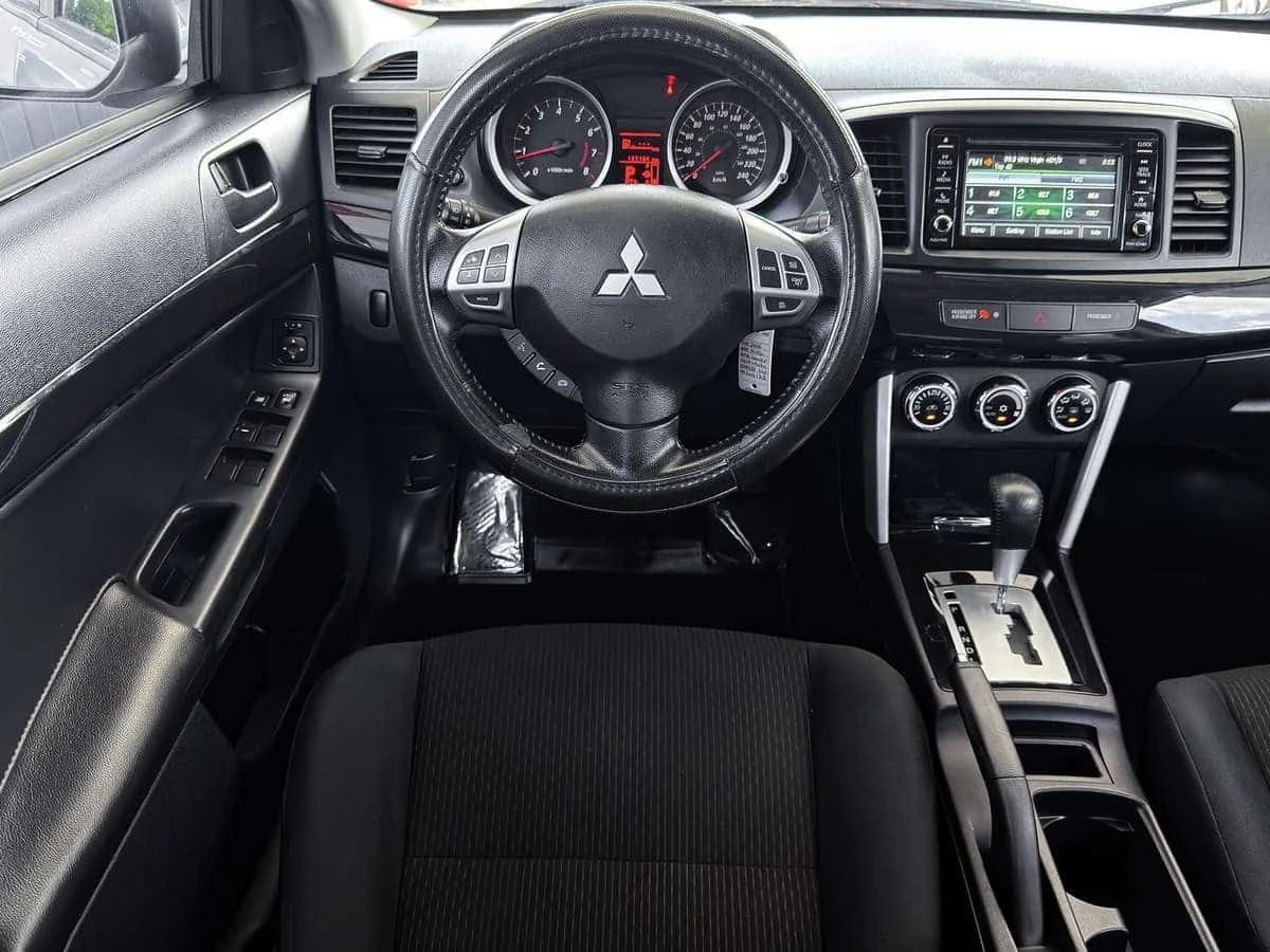 Mitsubishi Lancer * NO ACCIDENTS | SUNROOF | HEATED SEATS | BACKUP C, снимка 14 - Автомобили и джипове - 55062837