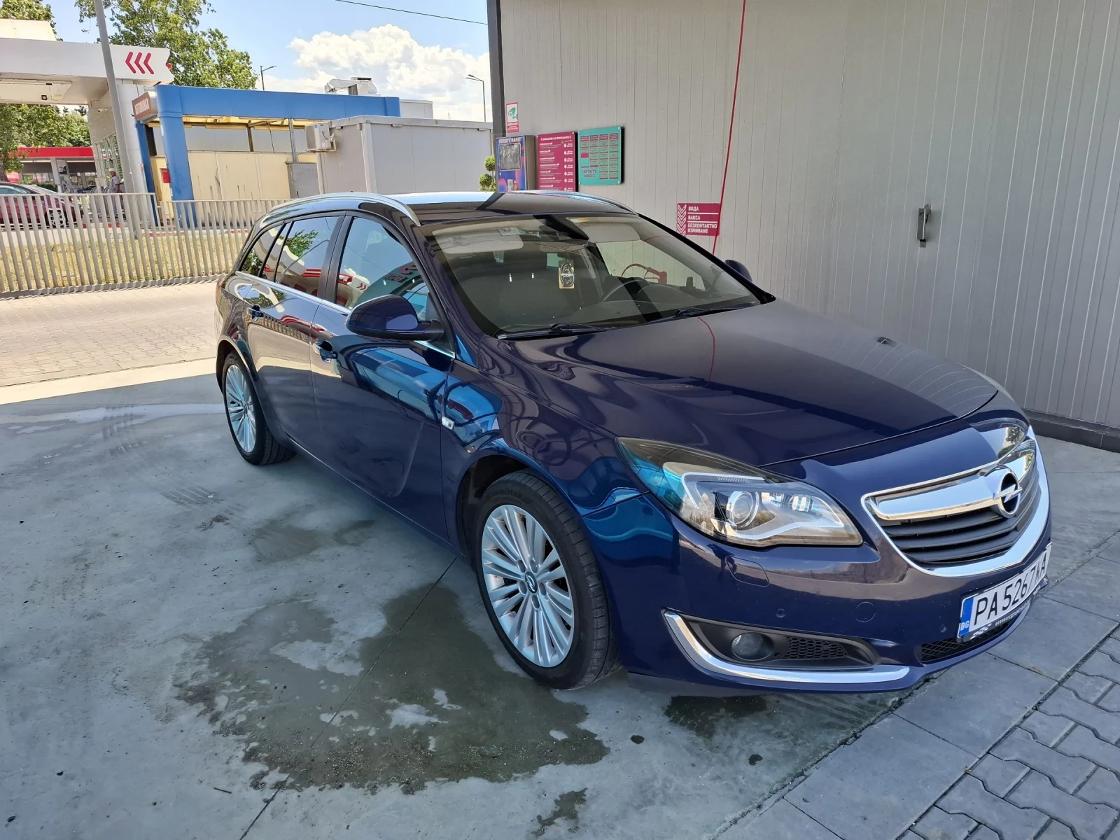 Opel Insignia Sport tourer , снимка 3 - Автомобили и джипове - 55189639