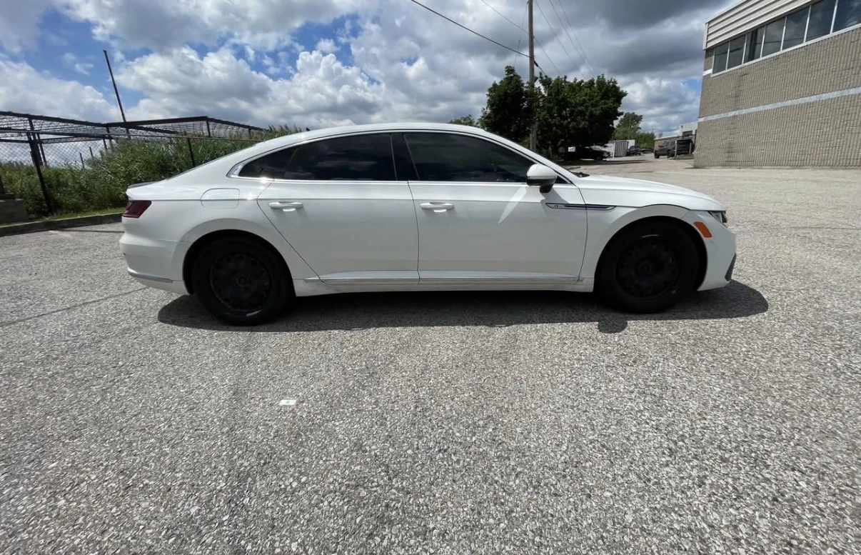 VW Arteon 2.0TSI * 4MOTION * ОБДУХВАНЕ * ШИБЕДАХ KEYLESS * , снимка 6 - Автомобили и джипове - 55236568