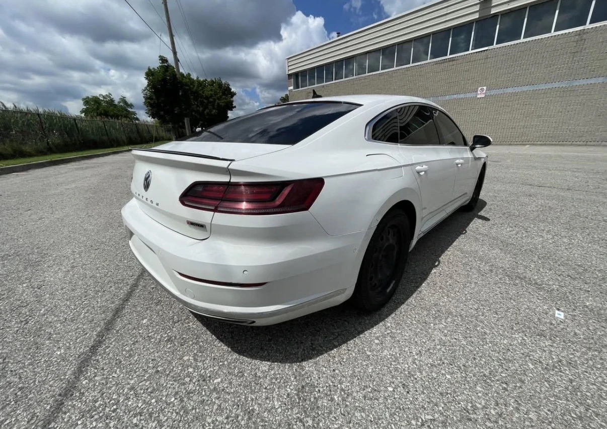 VW Arteon 2.0TSI * 4MOTION * ОБДУХВАНЕ * ШИБЕДАХ KEYLESS * , снимка 5 - Автомобили и джипове - 55236568