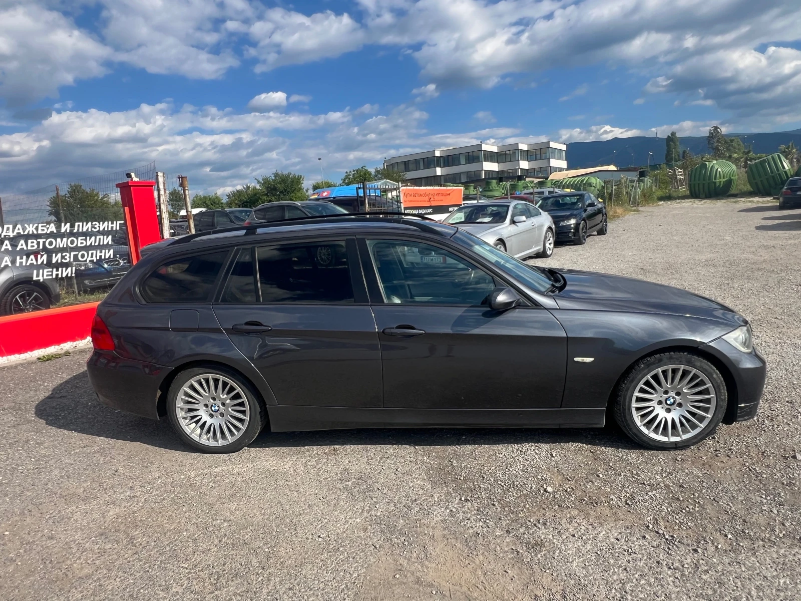 BMW 320, снимка 6 - Автомобили и джипове - 55296272