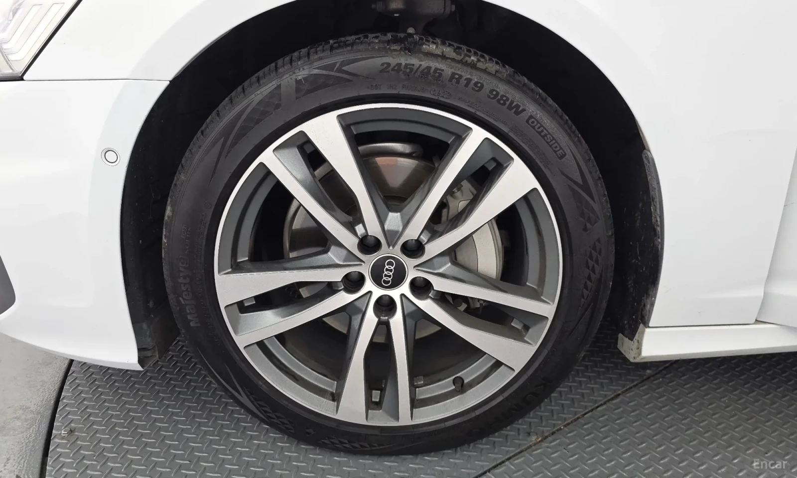 Audi A6 45TFSI* UNIKAT* 46000KM!!!* , снимка 5 - Автомобили и джипове - 55582789