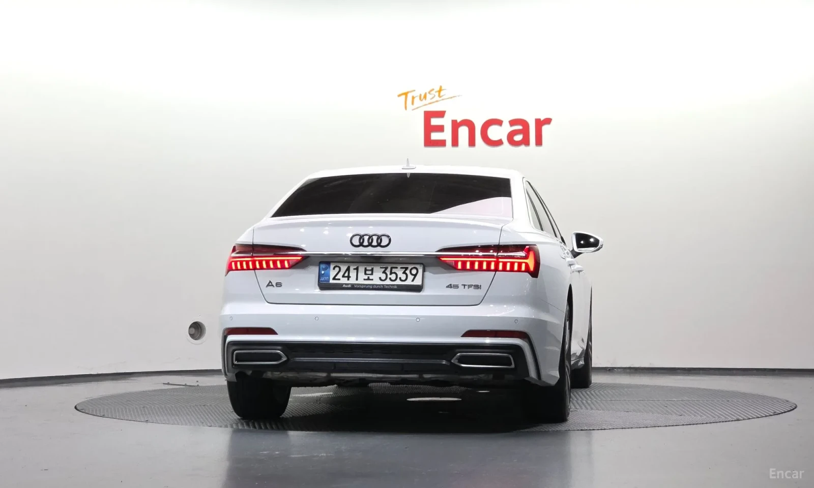 Audi A6 45TFSI* UNIKAT* 46000KM!!!* , снимка 4 - Автомобили и джипове - 55582789