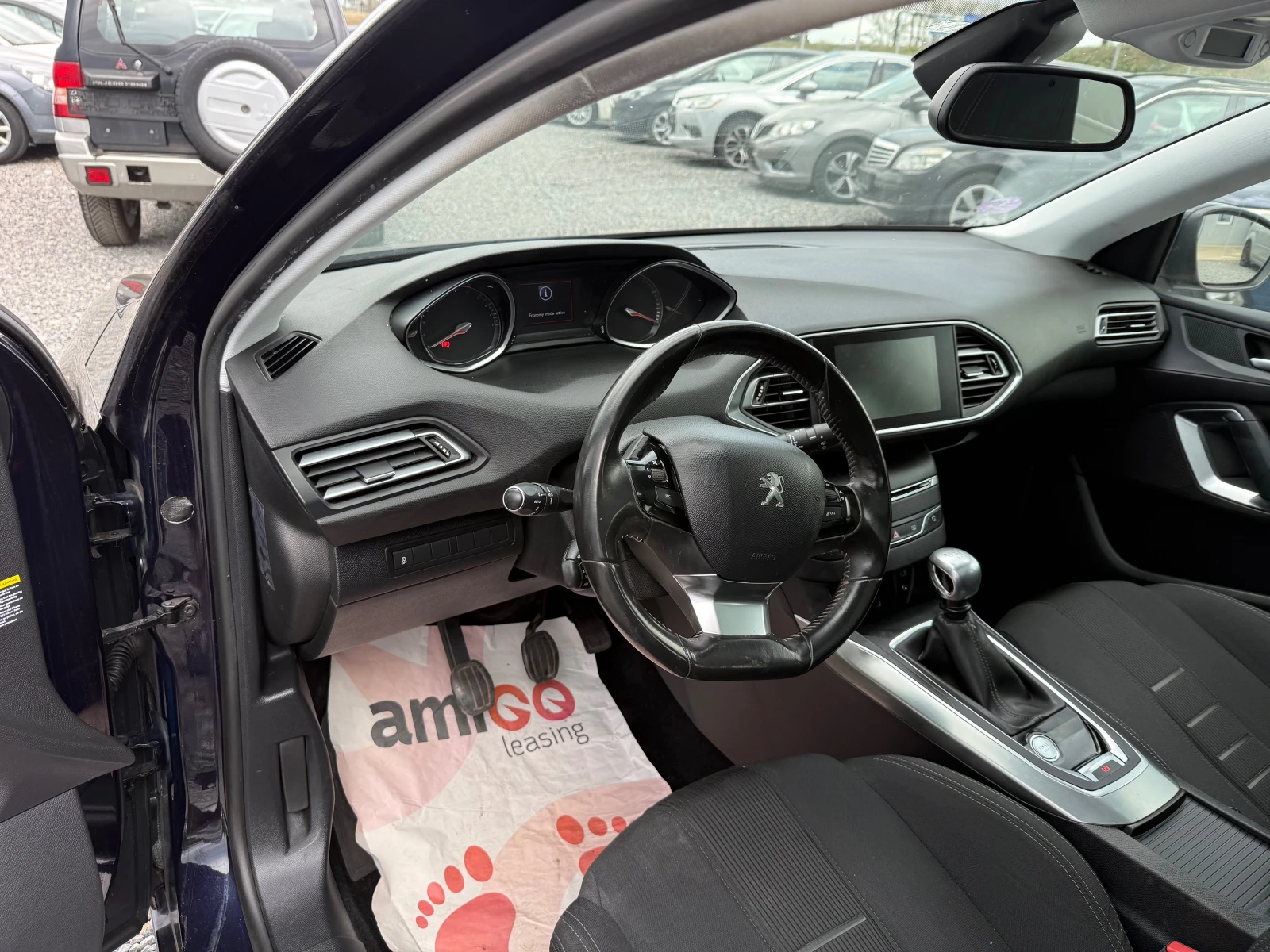 Peugeot 308 1.6 I EVRO 5, снимка 10 - Автомобили и джипове - 55624864