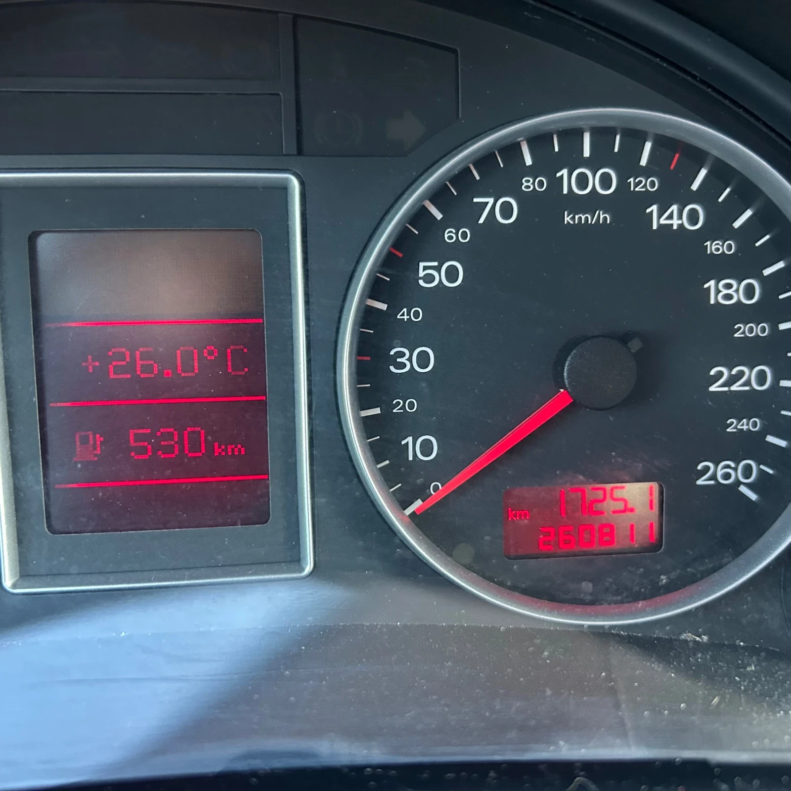Audi A4, снимка 6 - Автомобили и джипове - 55907614