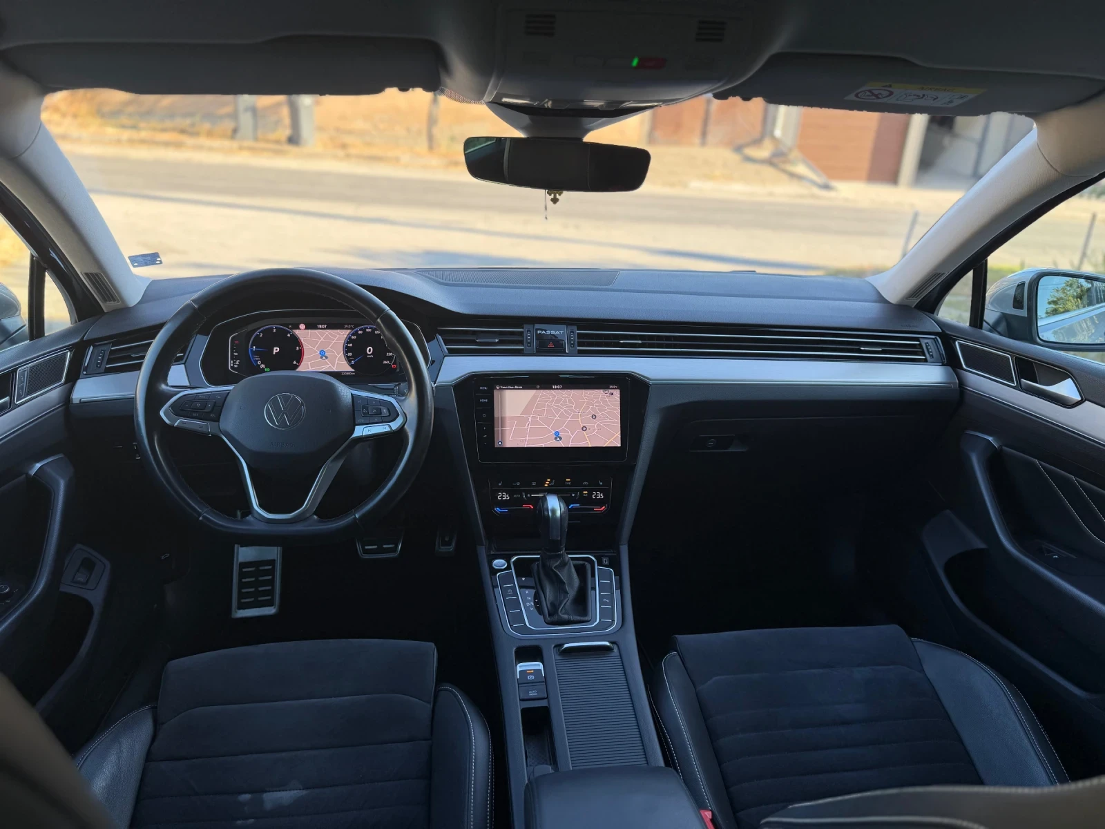 VW Passat 2.0 150hp Elegance DSG Digital, снимка 10 - Автомобили и джипове - 56048163