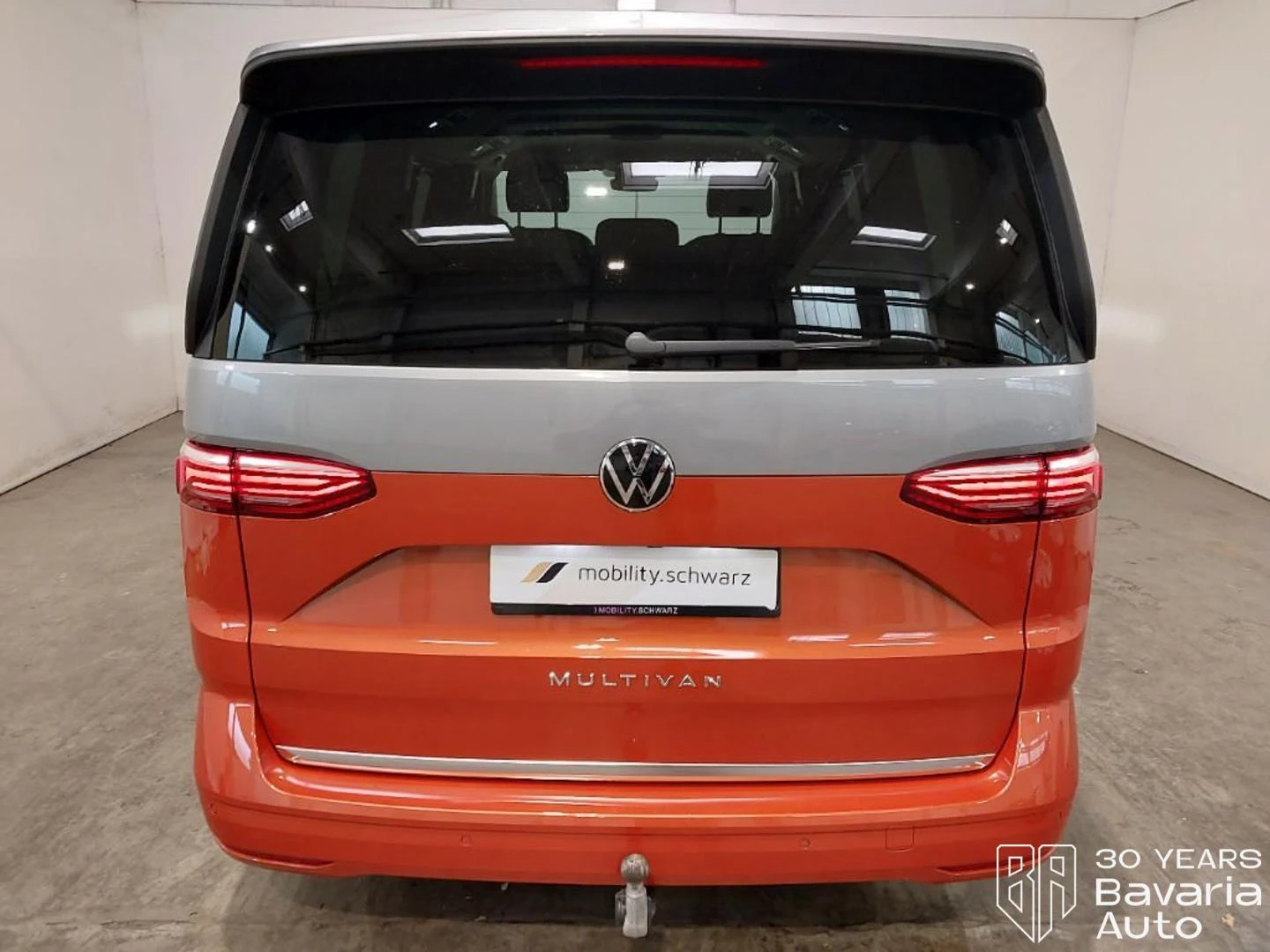 VW Multivan long Style DSG Easy Open Basic, снимка 3 - Автомобили и джипове - 56037152