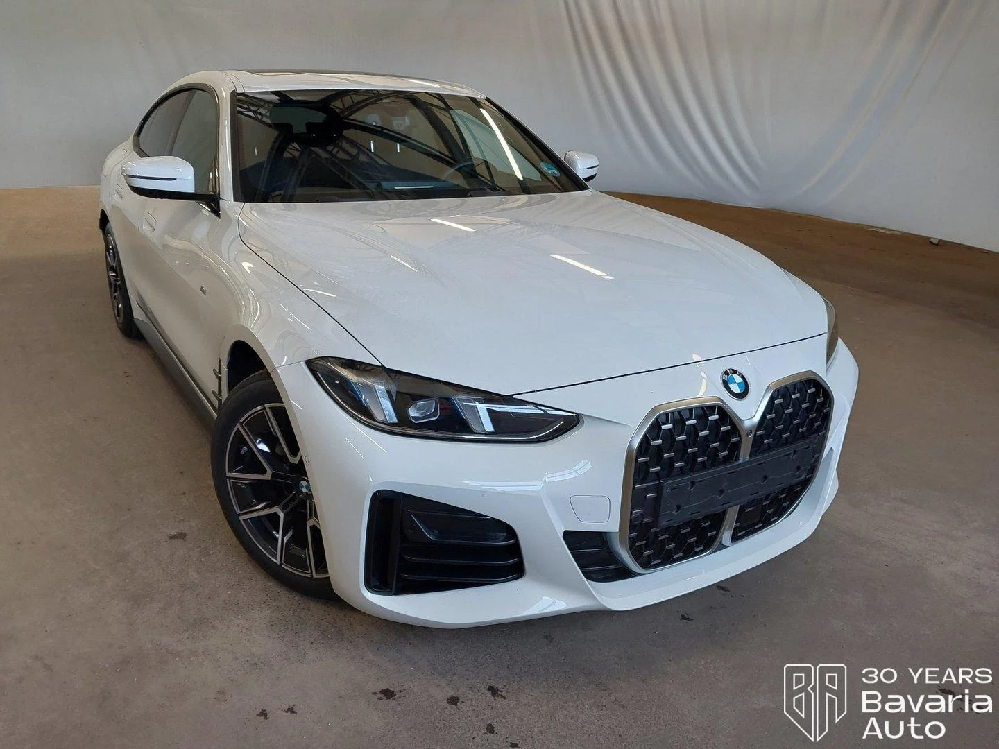 BMW 420 d Gran Coupe Sportautomatic, снимка 4 - Автомобили и джипове - 56302760