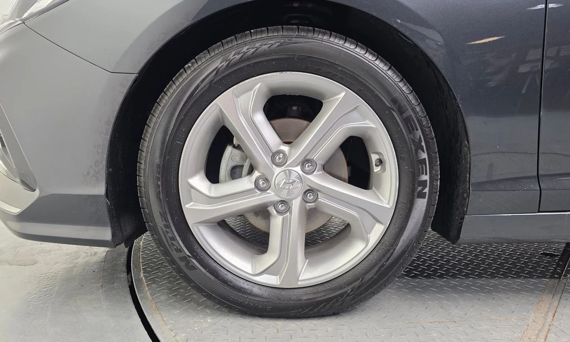 Hyundai Sonata 2.0 Smart Spicial, снимка 5 - Автомобили и джипове - 56350224