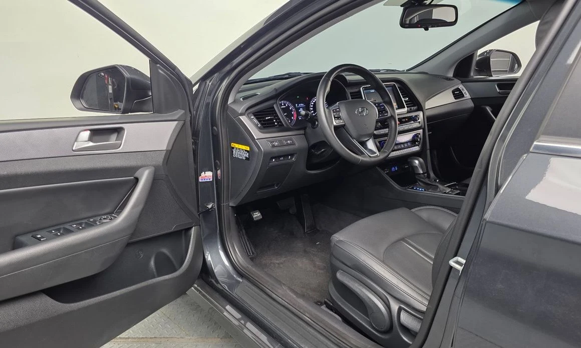Hyundai Sonata 2.0 Smart Spicial, снимка 10 - Автомобили и джипове - 56350224