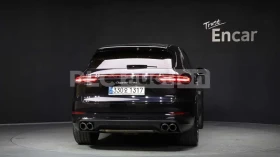 Porsche Cayenne Porsche Cayenne V8, 2020, снимка 4