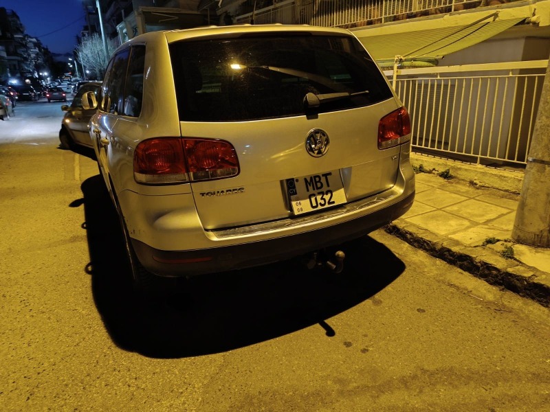 VW Touareg, снимка 12 - Автомобили и джипове - 45594829