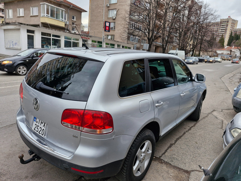 VW Touareg, снимка 5 - Автомобили и джипове - 46368566