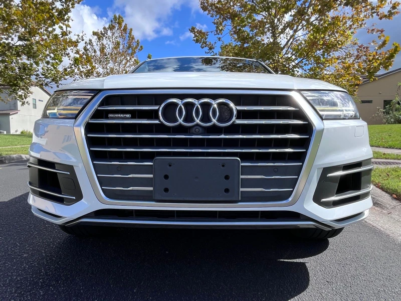 Audi Q7 Premium Plus* Хедъп* Диг.табло* 360* CarPlay* Пано, снимка 8 - Автомобили и джипове - 47891136