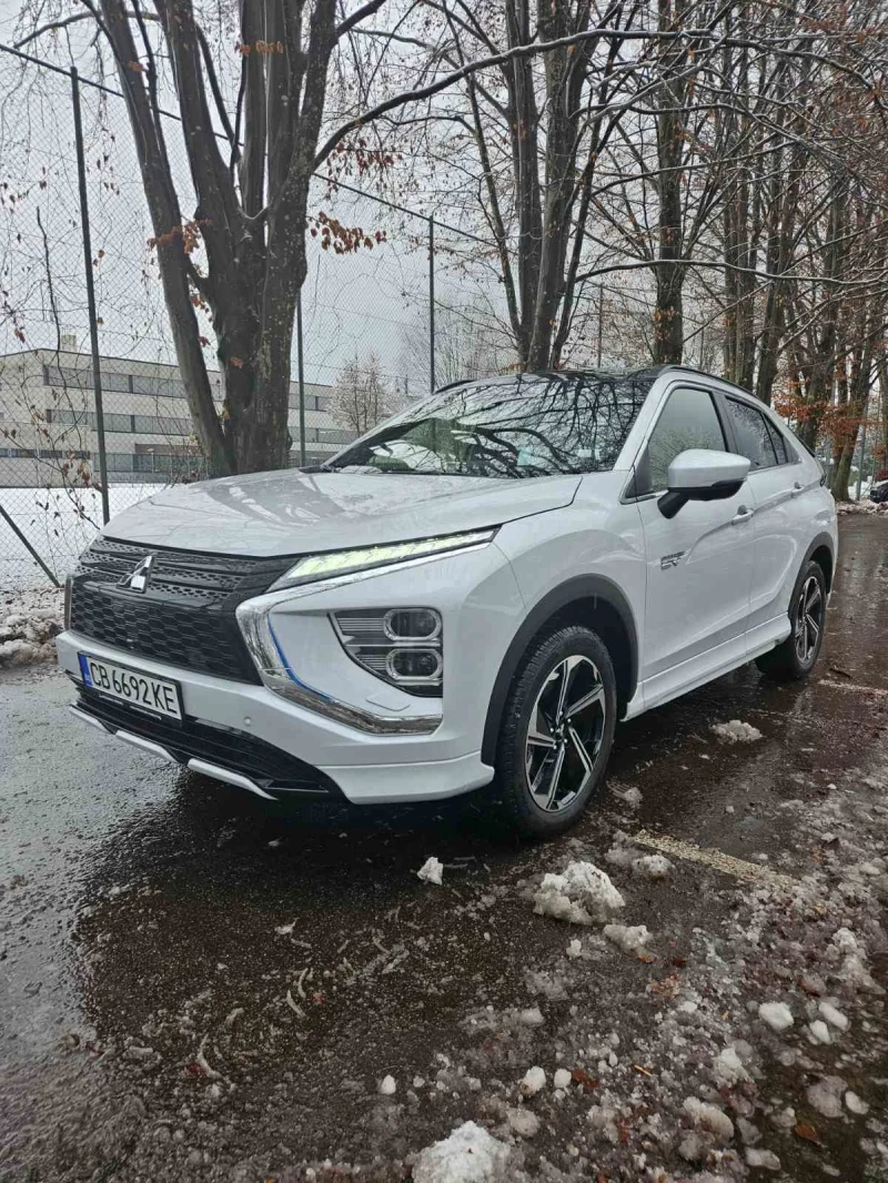 Mitsubishi Eclipse Cross PHEV, снимка 2 - Автомобили и джипове - 48796668