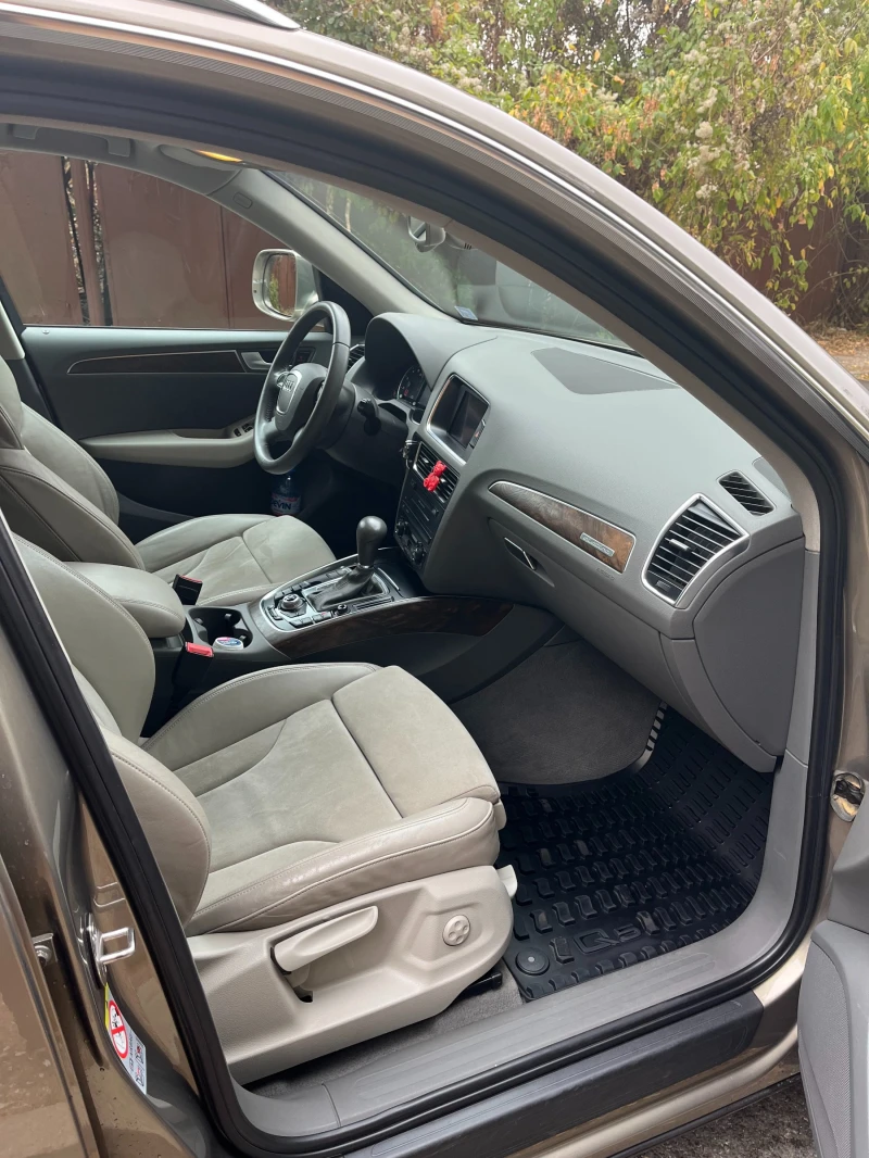 Audi Q5 2.0 TFSI, снимка 10 - Автомобили и джипове - 52190639