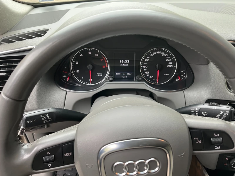 Audi Q5 2.0 TFSI, снимка 16 - Автомобили и джипове - 52190639