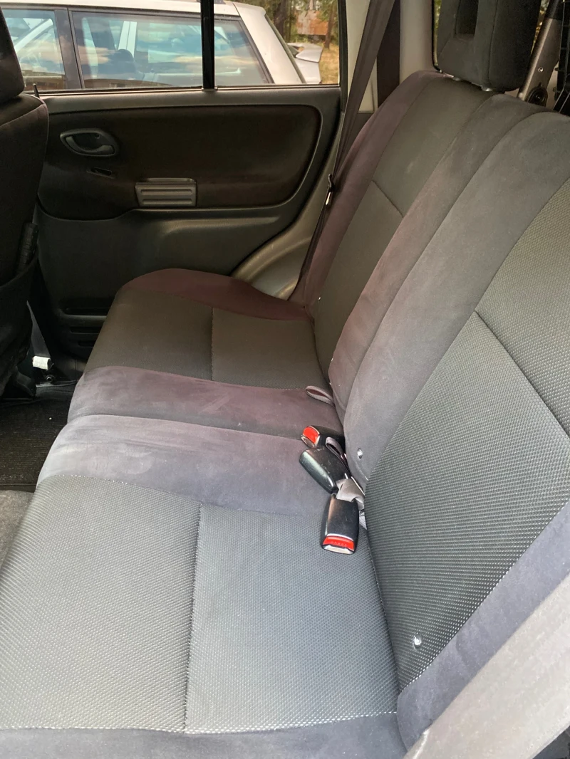 Suzuki Grand vitara, снимка 8 - Автомобили и джипове - 52966290